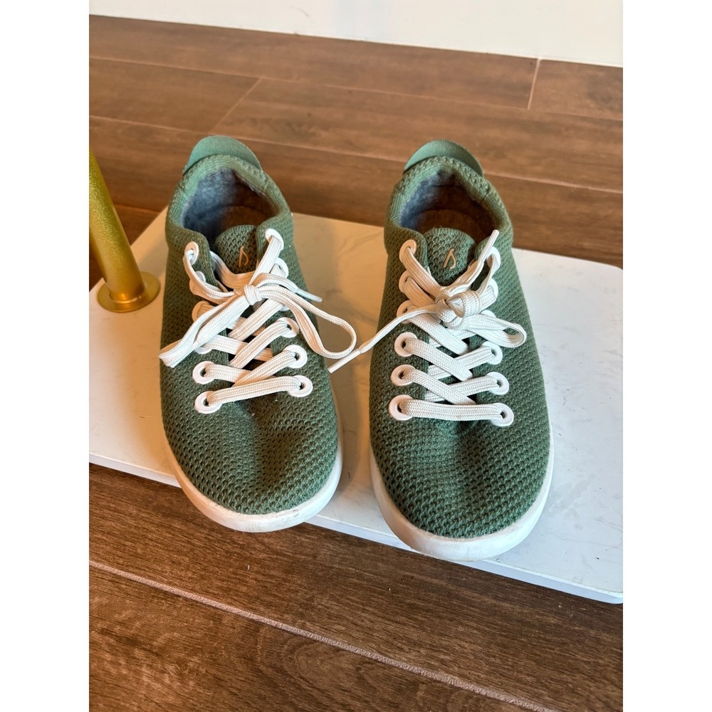 Allbirds Tree Pipers Olive Green Eucalyptus Tree Fiber Sneakers Womens 9